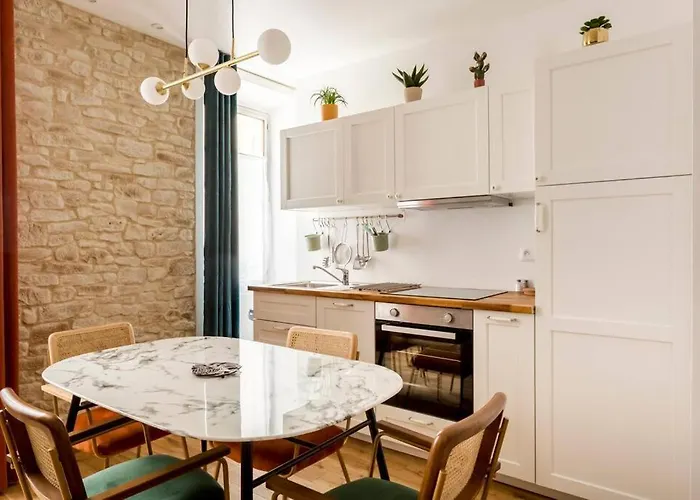 Apartment Relais Cocorico - Town House 4 Private Suites, Ac Cinema Gym & Sauna *