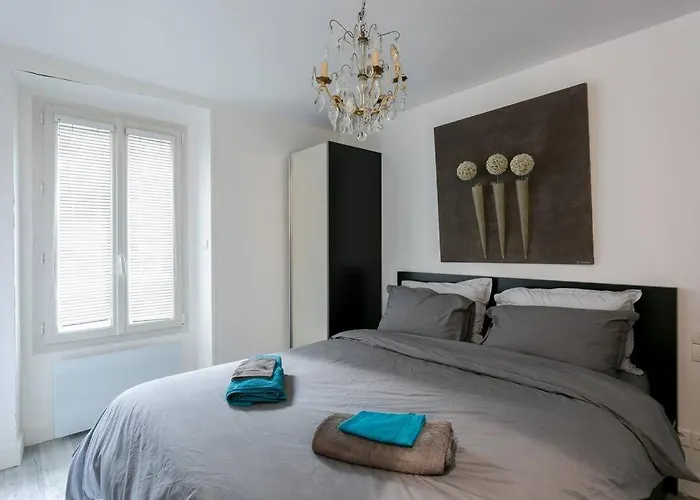 Relais Cocorico - Town House 4 Private Suites, Ac Cinema Gym & Sauna Apartment